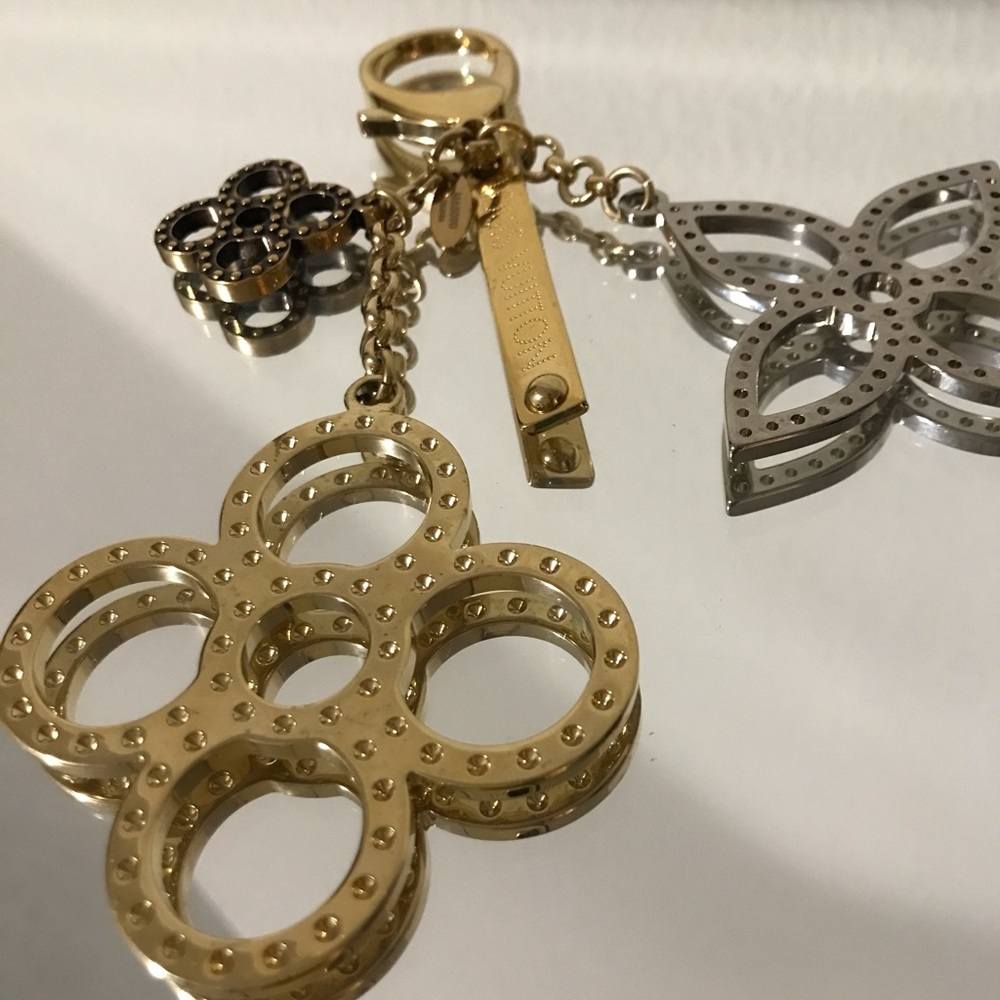 Louis Vuitton Charm Never used. I’m open to trades